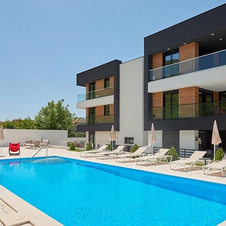 Georgiy Lux Apartments Lastva Grbaljska Buitenkant foto