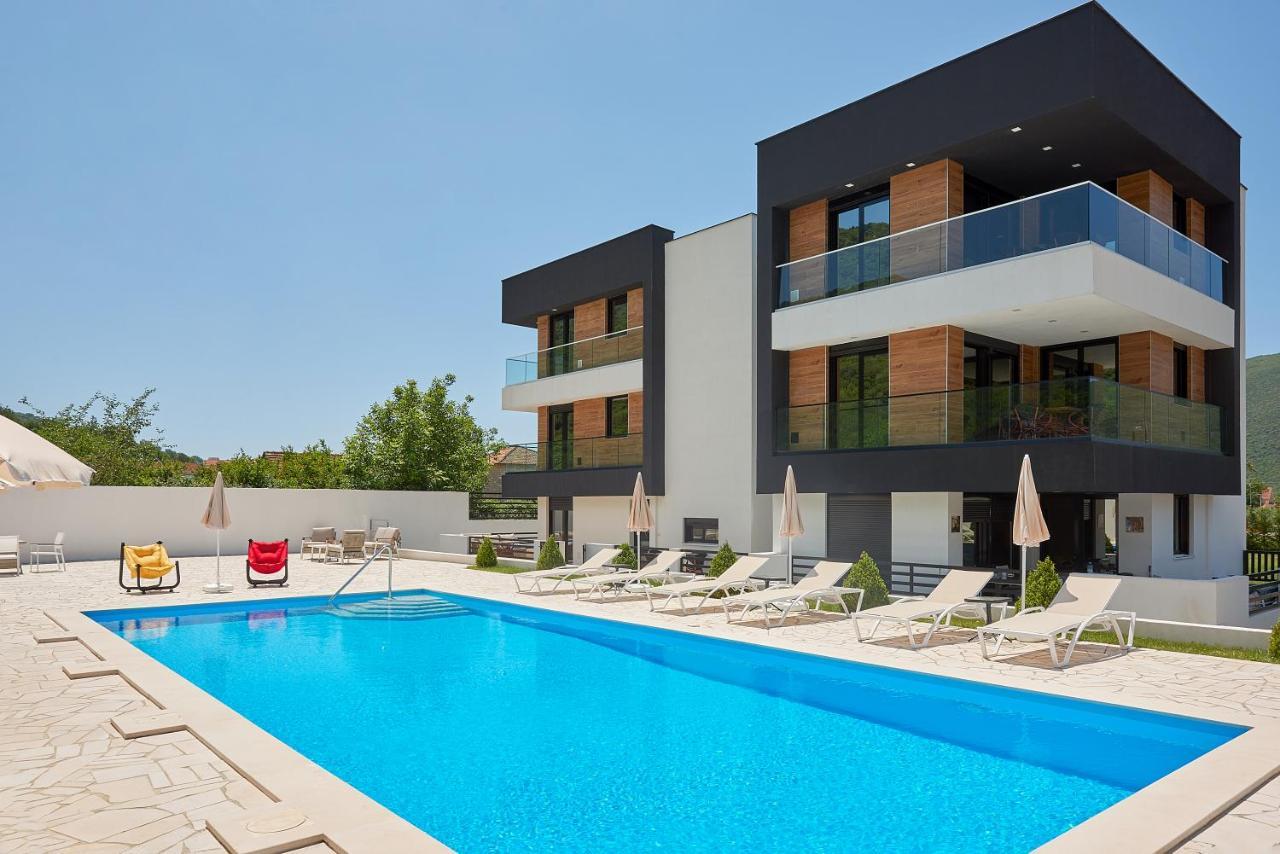 Georgiy Lux Apartments Lastva Grbaljska Buitenkant foto