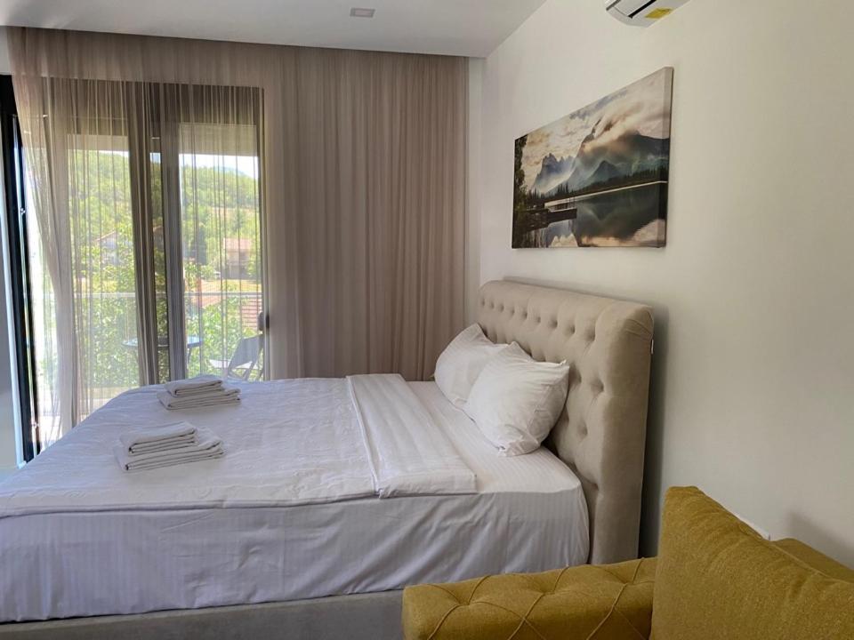 Georgiy Lux Apartments Lastva Grbaljska Buitenkant foto
